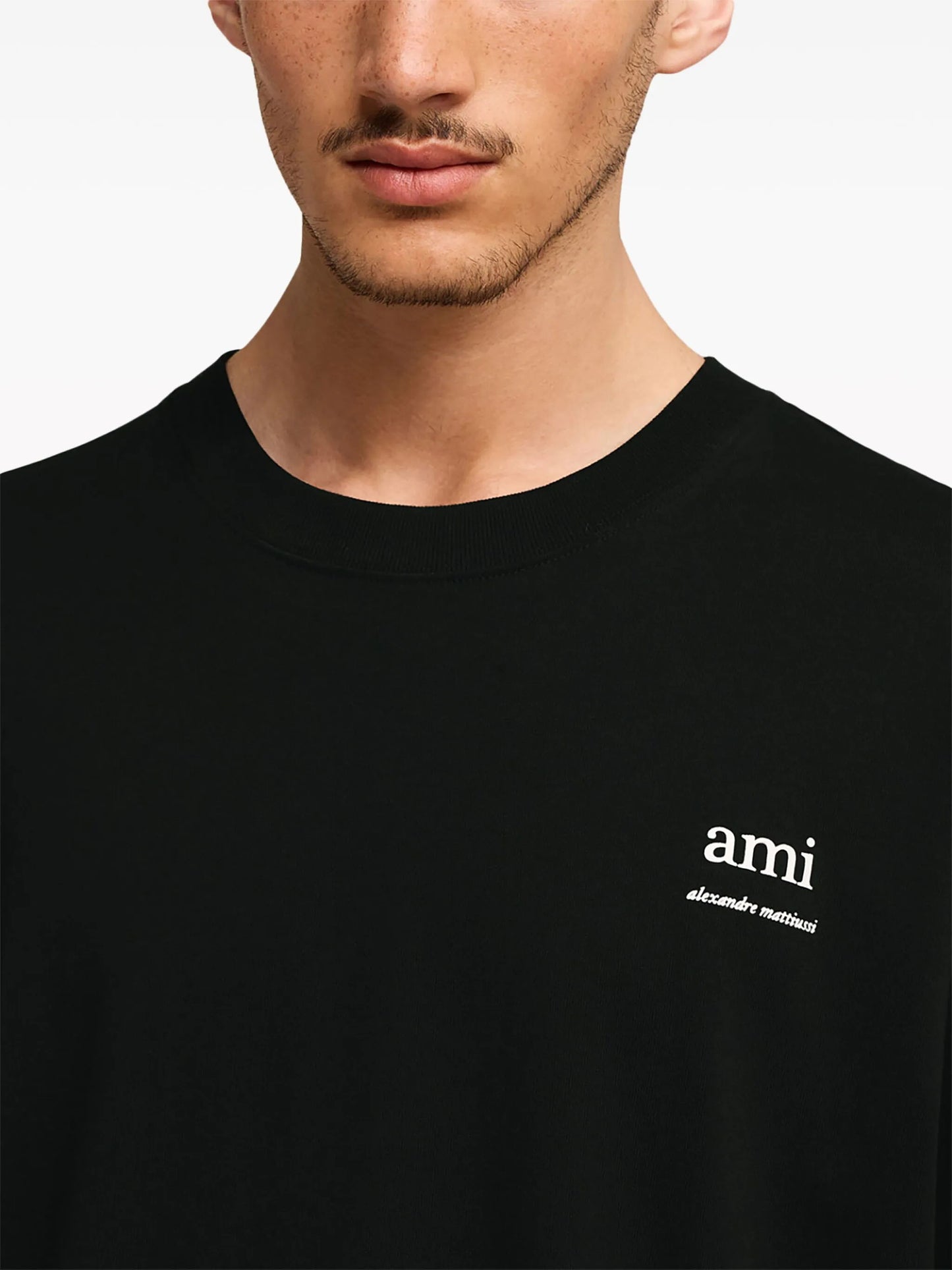 AMI Paris Tonal Ami Paris Embroidered Logo T-Shirt (UTS024.726)