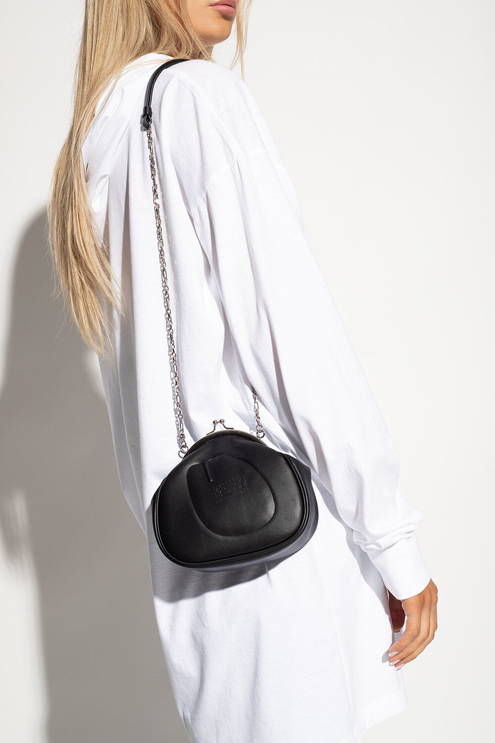 Maison Margiela Tabi Frame Chain Shoulder Bag (SB3WG0038)