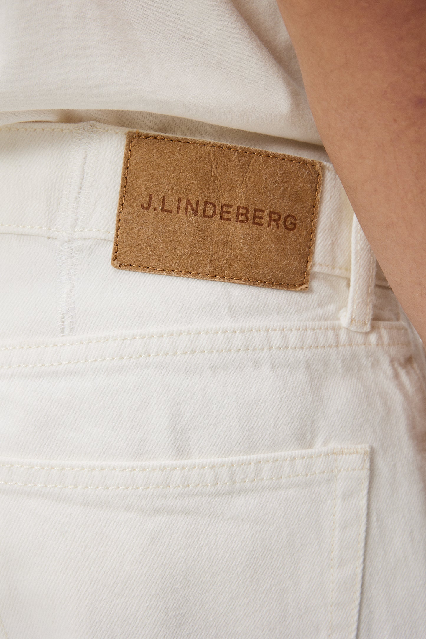 J.Lindeberg Cody Solid Regular Jeans (FMDP10515)