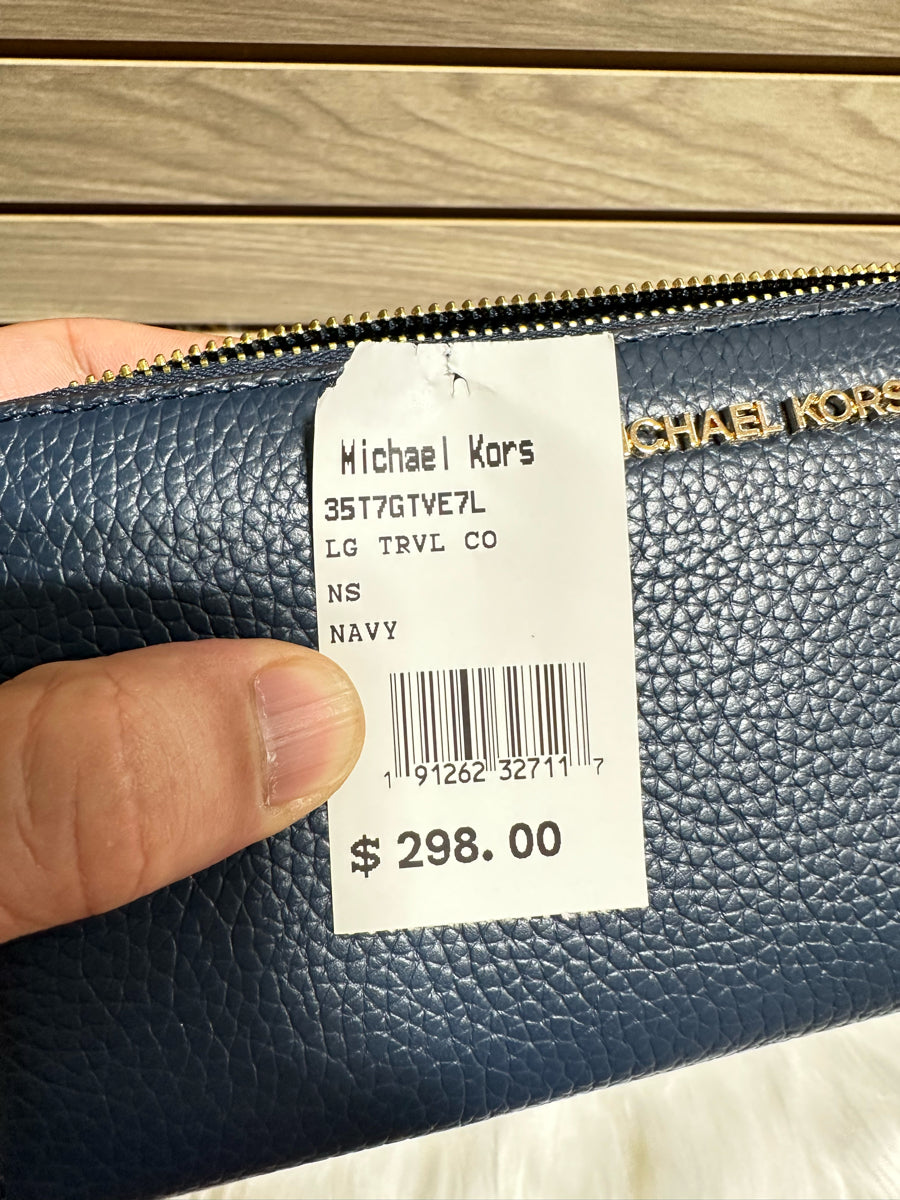 Michael Kors Jet Set Travel Large Travel Continental Wallet (35T7GTVE7L)
