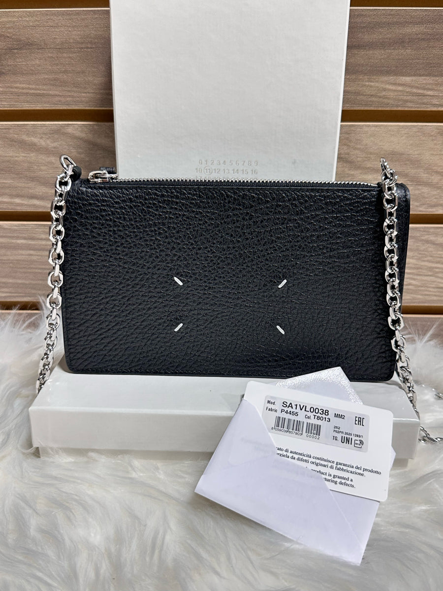 Maison Margiela Four Stitches Zipped Chain Wallet (SA1VL0038 P4455)