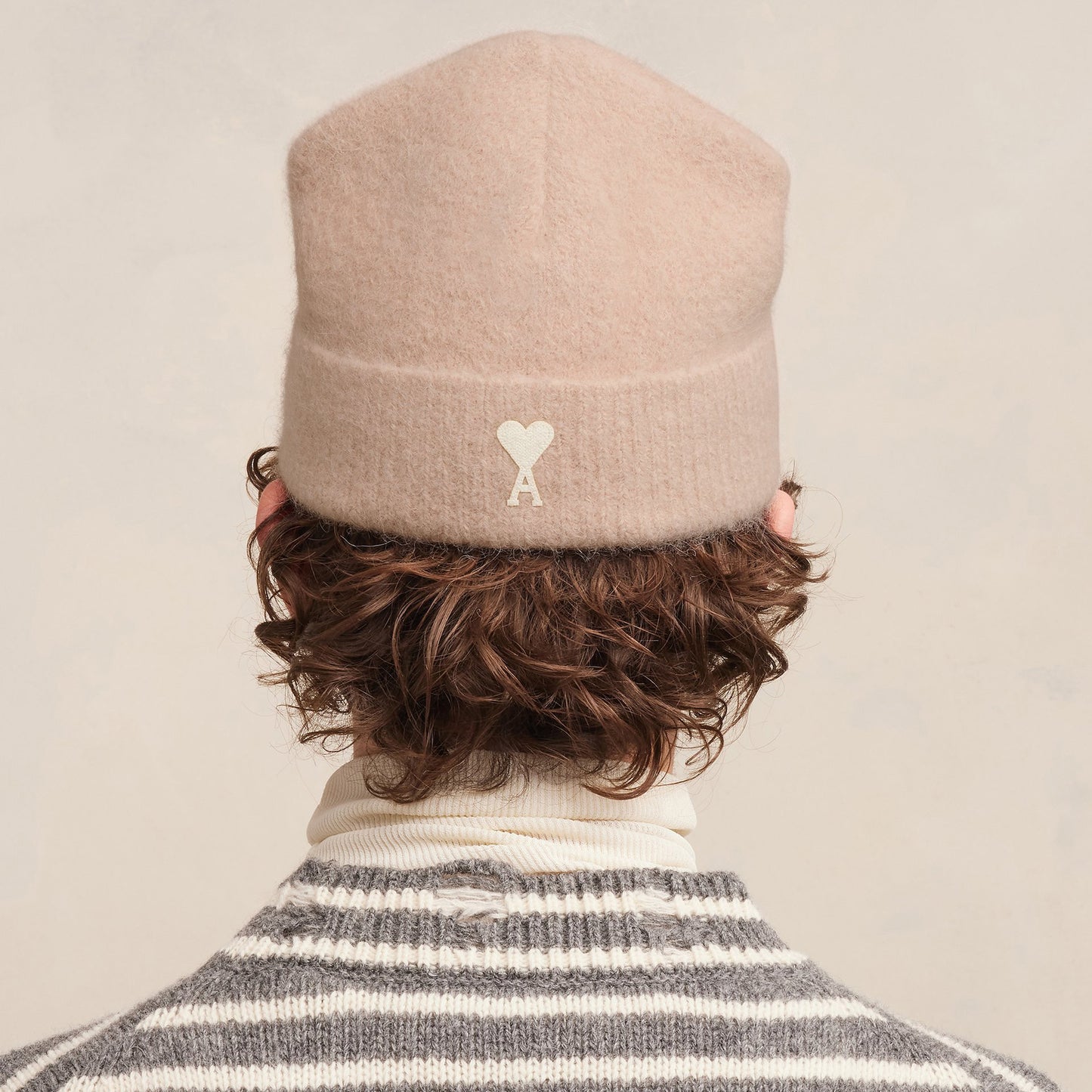 AMI Paris Ami de Coeur Wool Beanie (UHA105.KN0032)