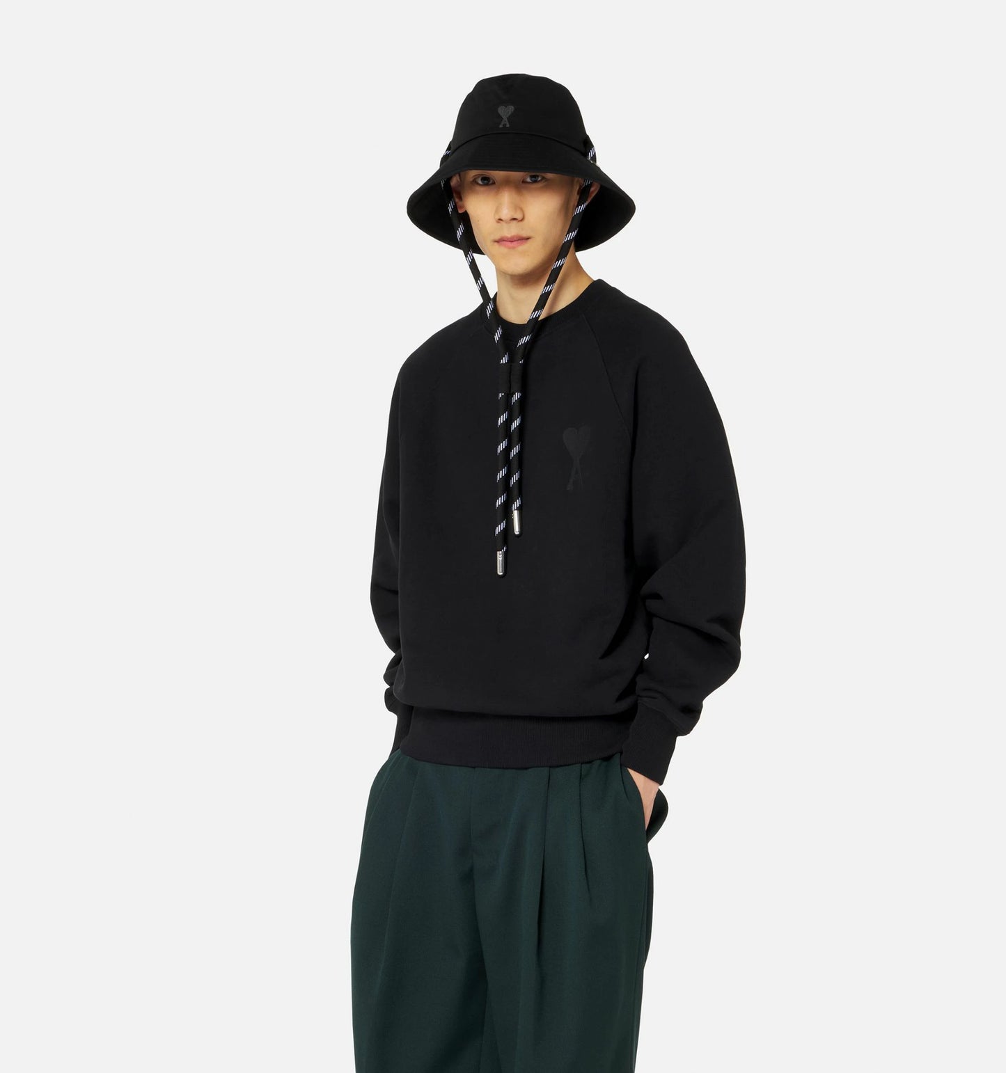 AMI Tonal Heart Logo Sweatshirt (USW002.747)