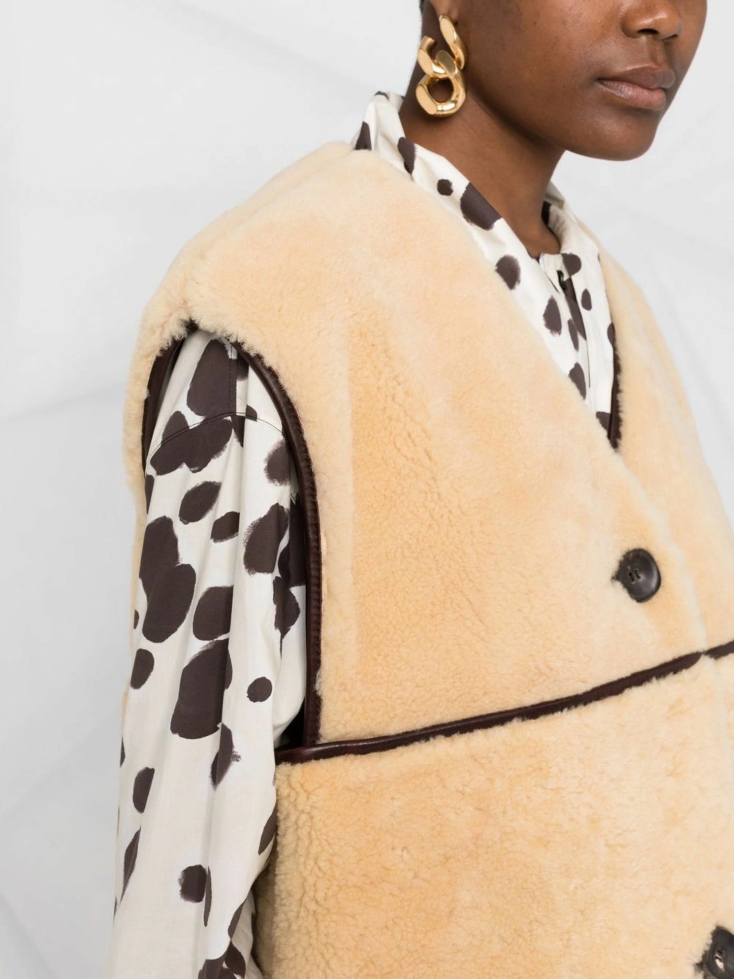 MARNI LAMB FUR LONG VEST (GLMX0064B0 ULM095)