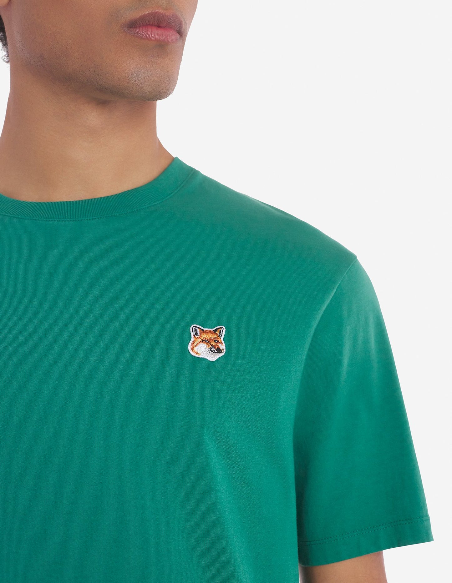 Maison Kitsuné Tricolor Fox Patch Classic T-Shirt (LM00104KJ0008)