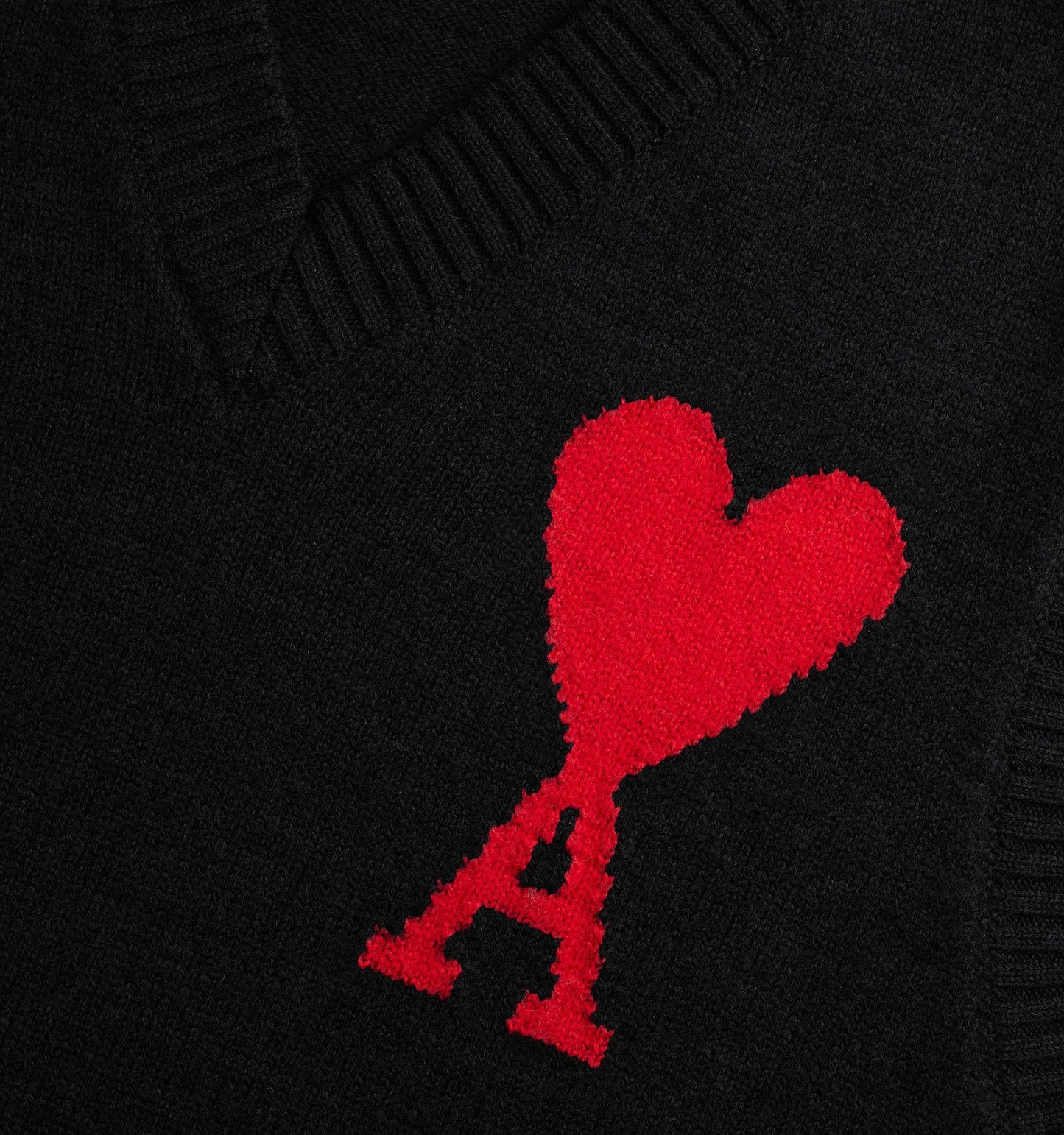 AMI Big Heart Logo Sleeveless Sweater (UKS702.018)