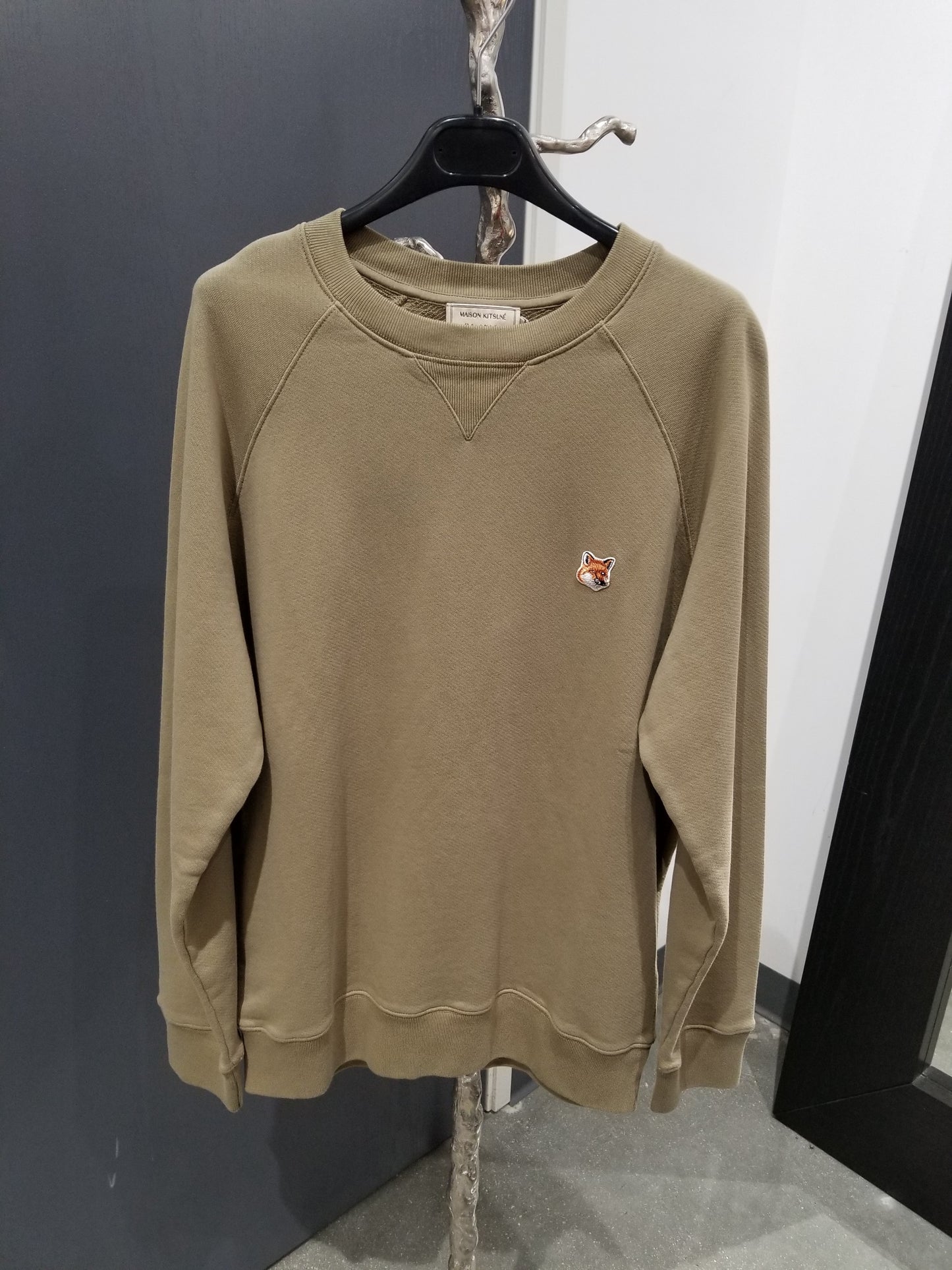 Maison Kitsuné Tricolor Fox Patch Classic Sweatshirt (FM00360KM0002)