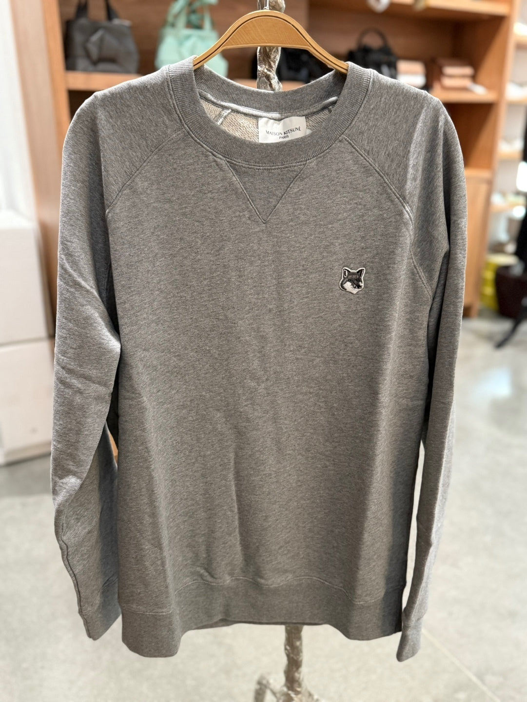 Maison Kitsuné Grey Fox Patch Classic Sweatshirt (GM00333KM0002)