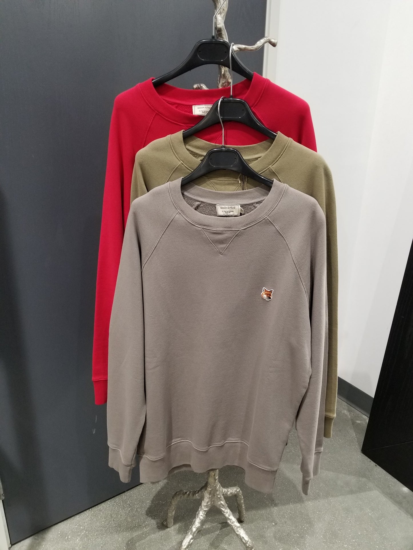 Maison Kitsuné Tricolor Fox Patch Classic Sweatshirt (FM00360KM0002)