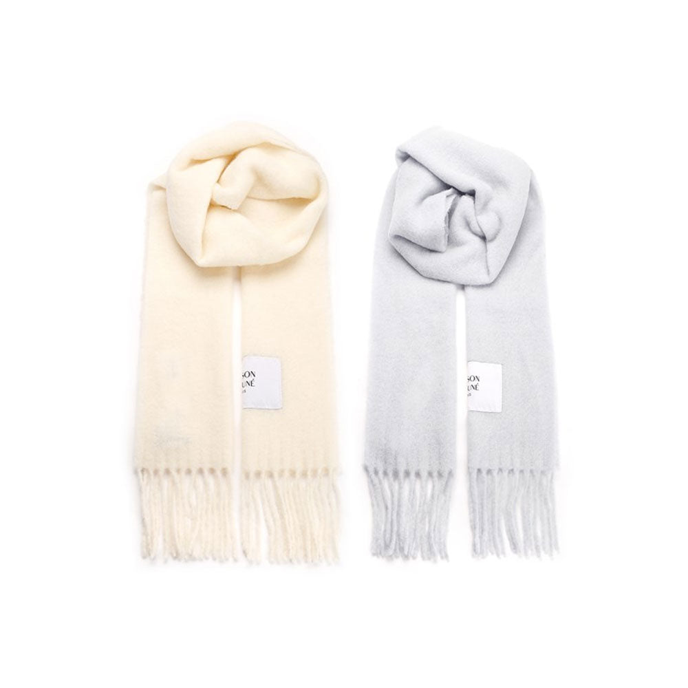 Maison Kitsuné Baby Alpaka Scarf Ivory (LM06206WA0022)