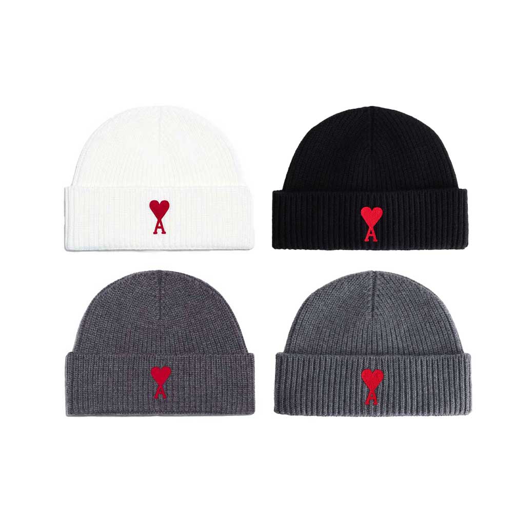 AMI Paris Ami de Coeur Wool Beanie (UHA235.018)