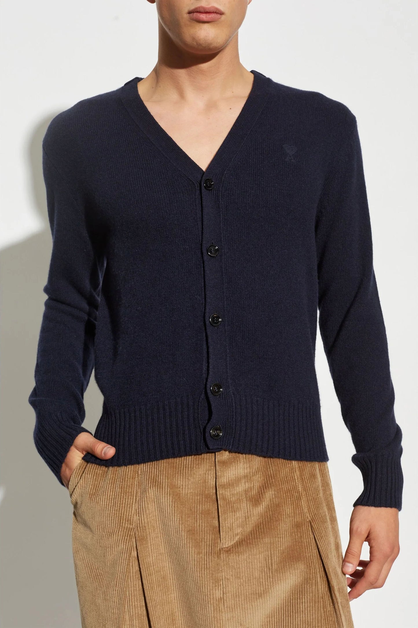 AMI Cashmere Ami de Coeur Cardigan (FKC999.001)