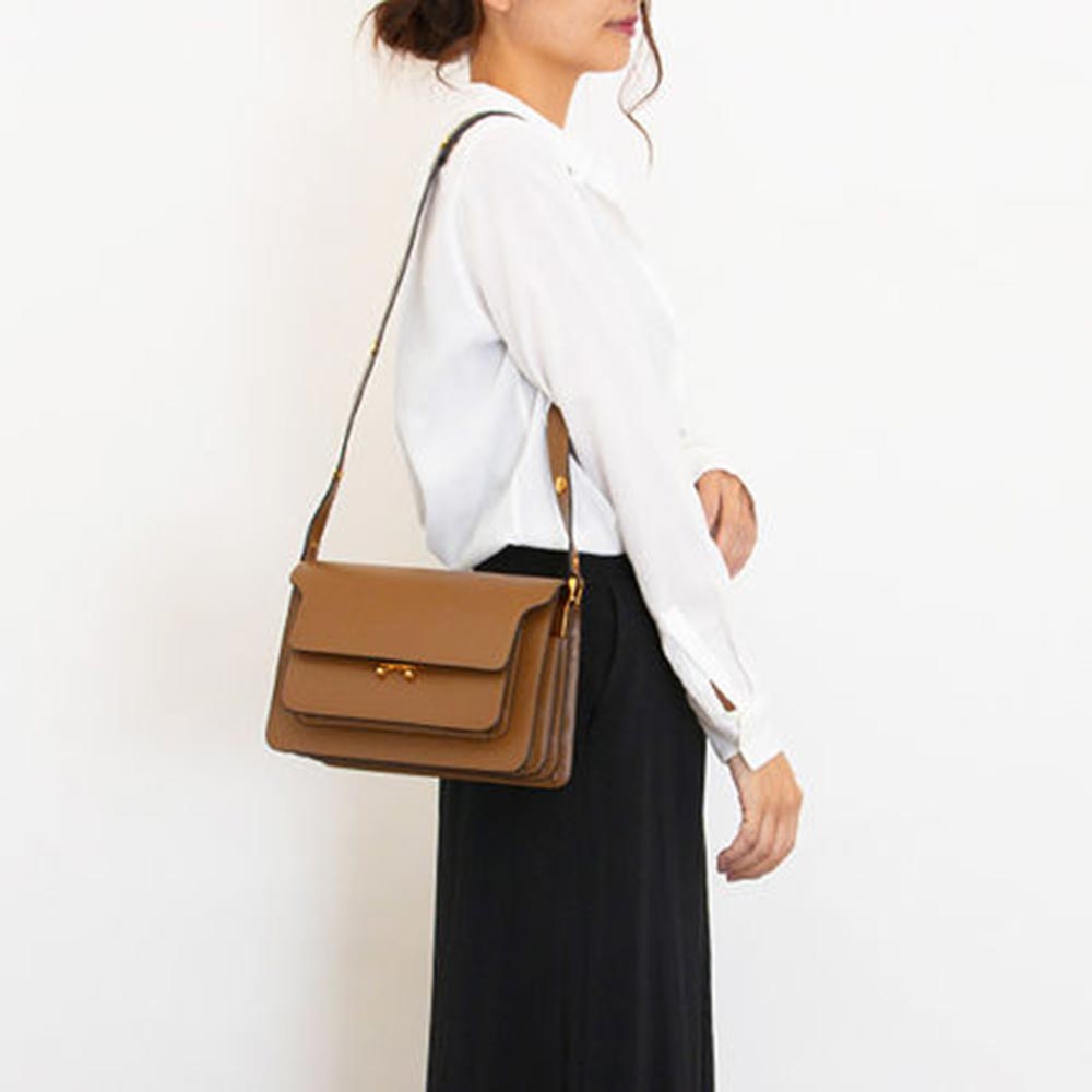 Marni Medium Trunk Bag (SBMPN09N01)