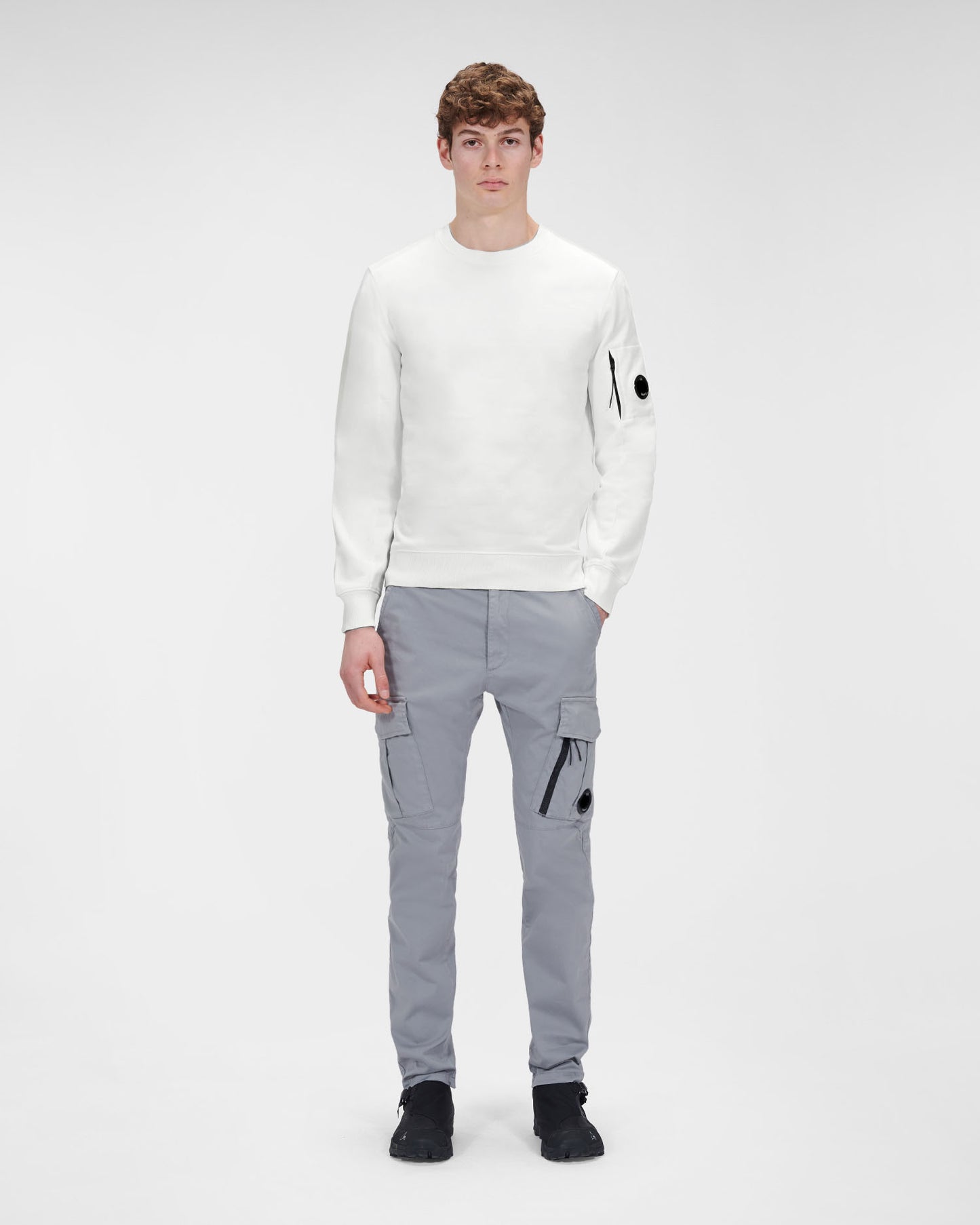 C.P. Company Lens Crewneck Sweatshirt (12CMSS022A 005086W)