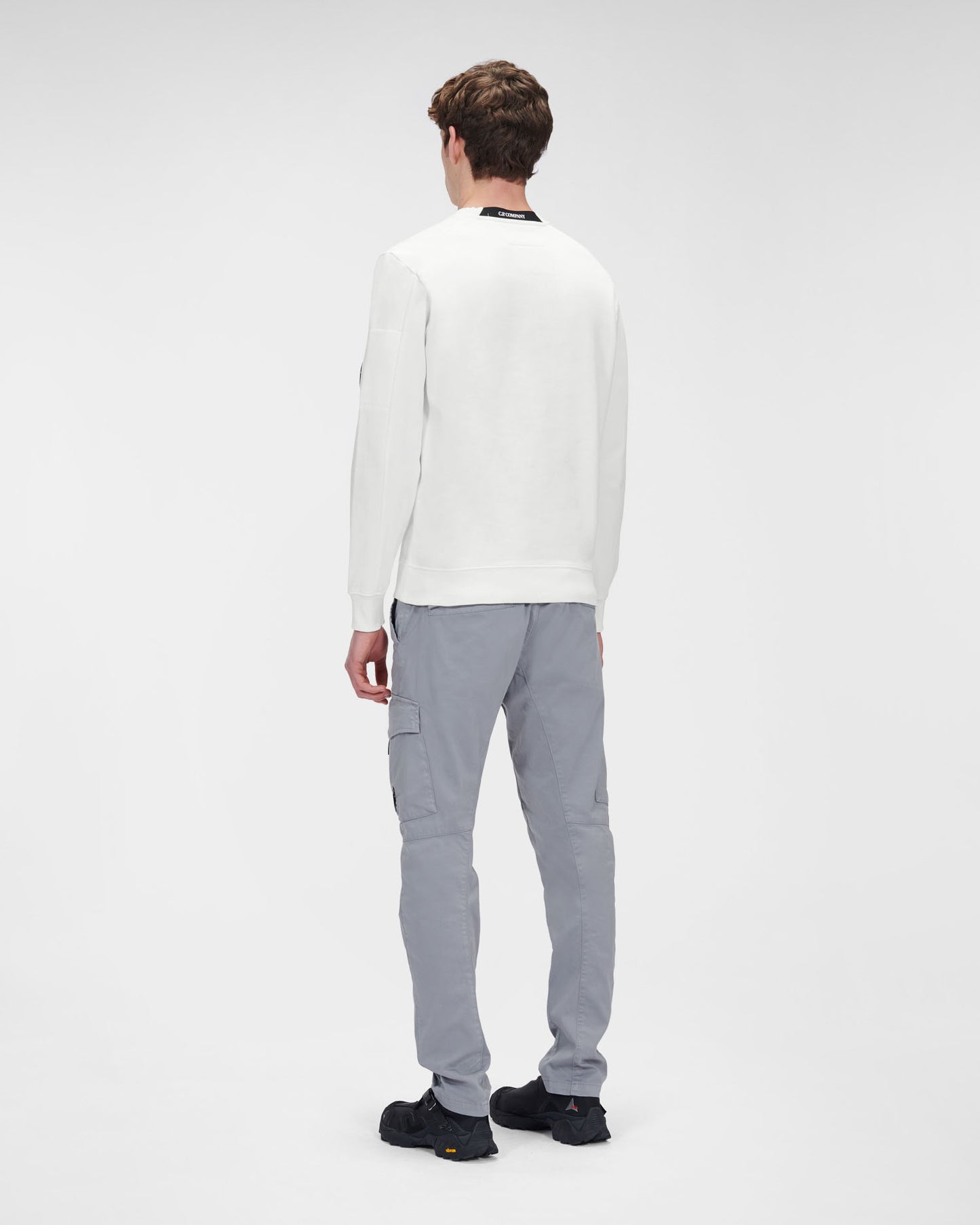 C.P. Company Lens Crewneck Sweatshirt (12CMSS022A 005086W)
