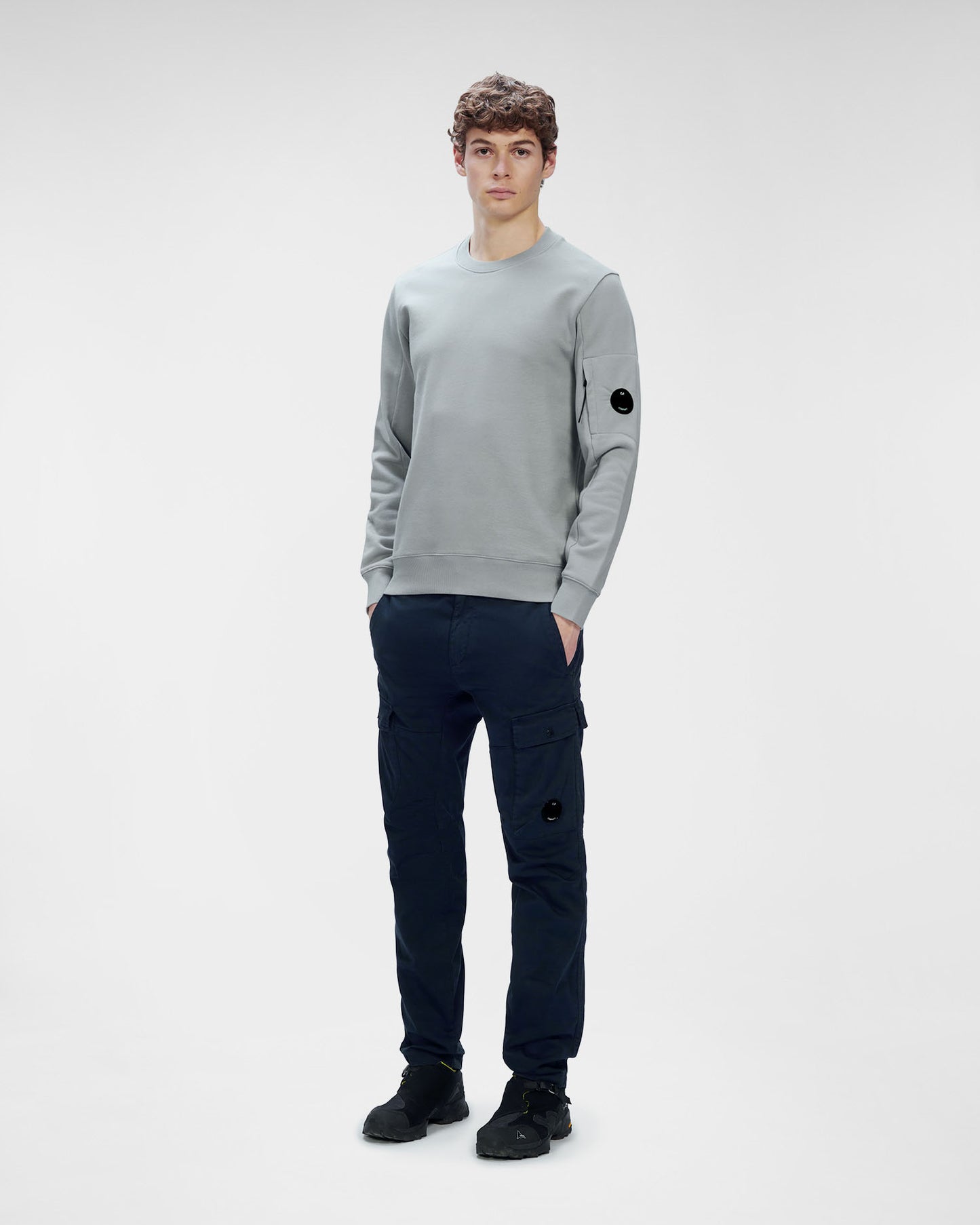 C.P. Company Lens Crewneck Sweatshirt (12CMSS022A 005086W)