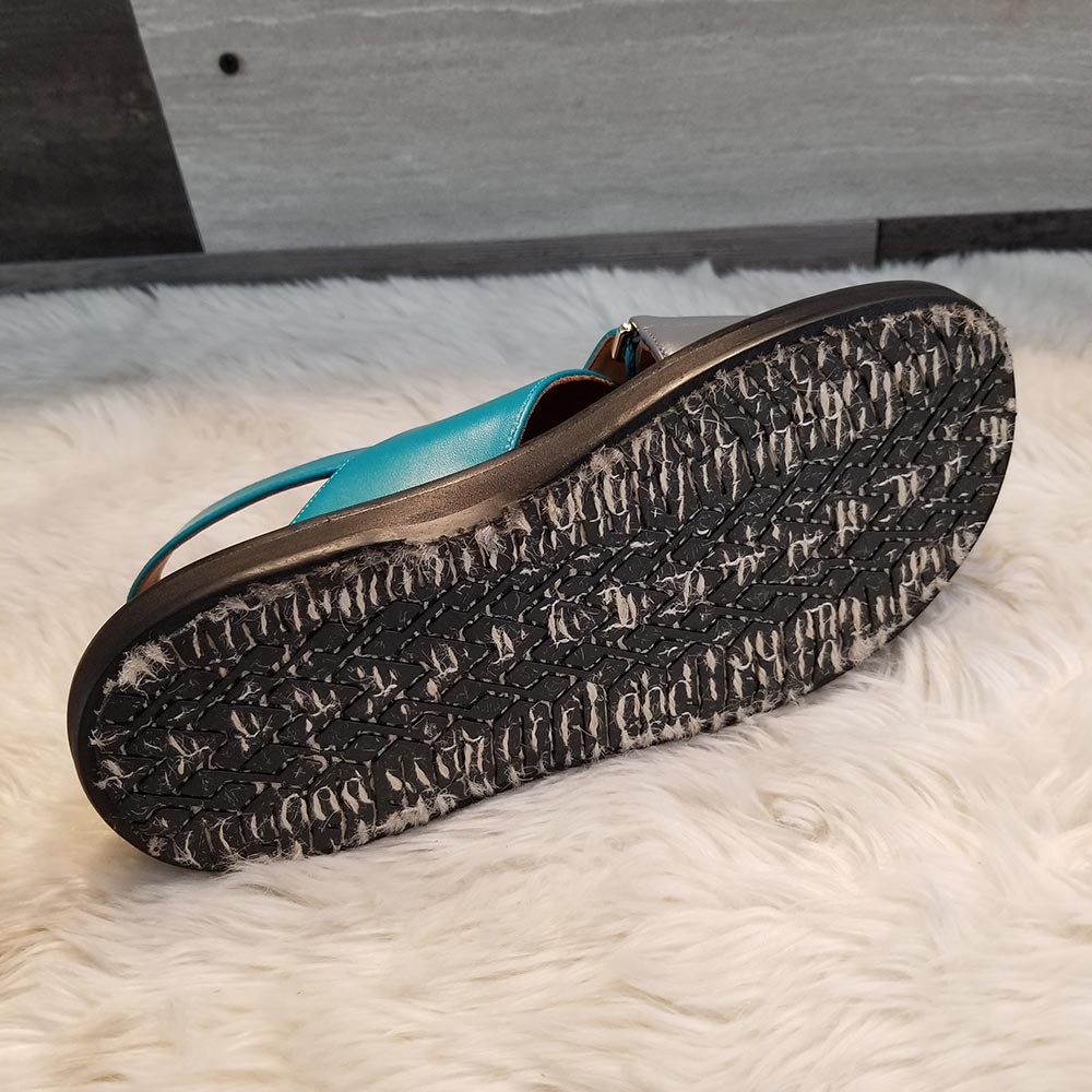 Marni Fussbett Leather Cross-Strap Sandals (FBMS005201 P3614)