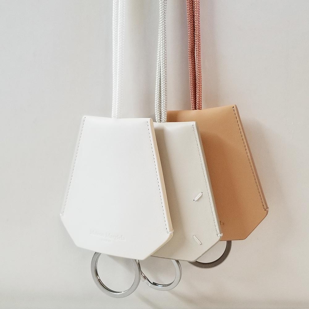Maison Margiela Four Stitches Key Holder with Neck Strap (S55UA0025 P4303)