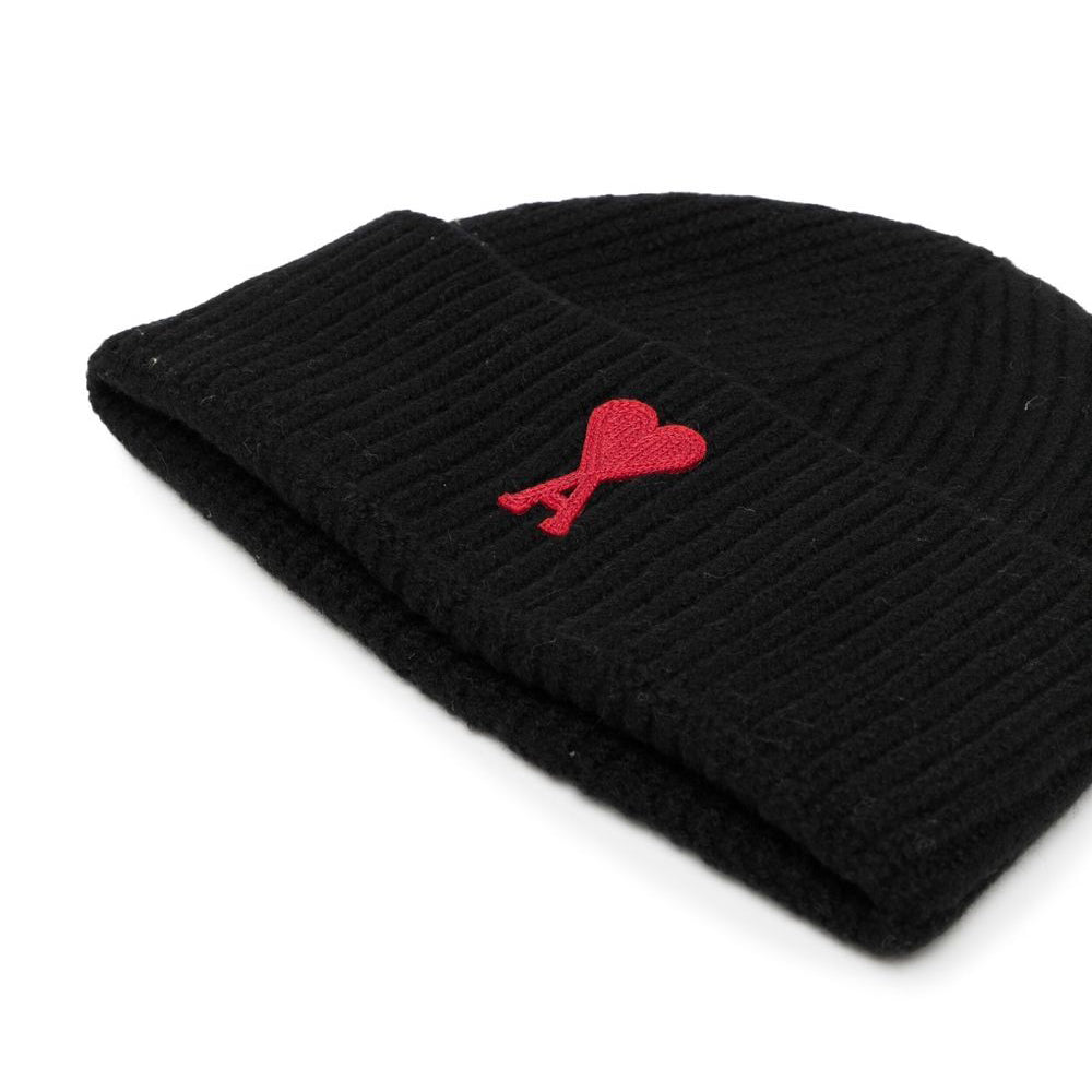 AMI Paris Ami de Coeur Wool Beanie (UHA235.018)
