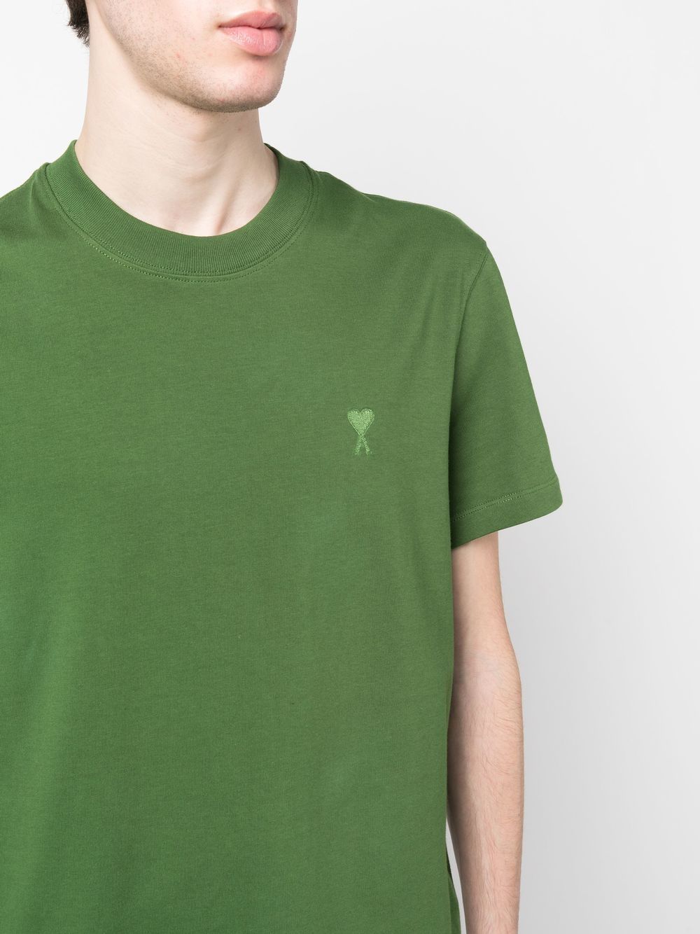 AMI Paris Small Tonal Ami de Cœur T-Shirt (UTS022.726)