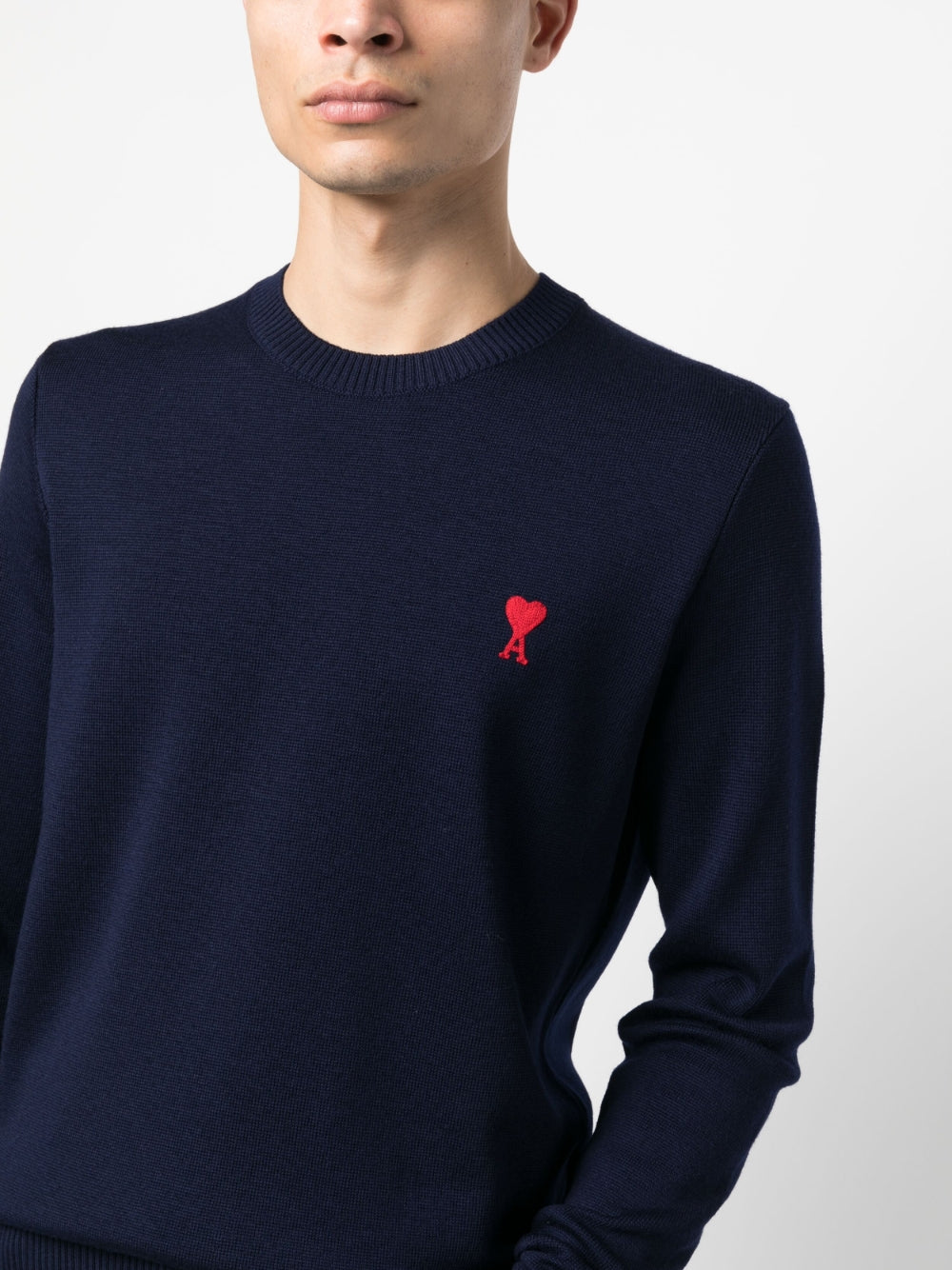 Ami Small Heart Logo Crewneck Sweater (HKS001.001)