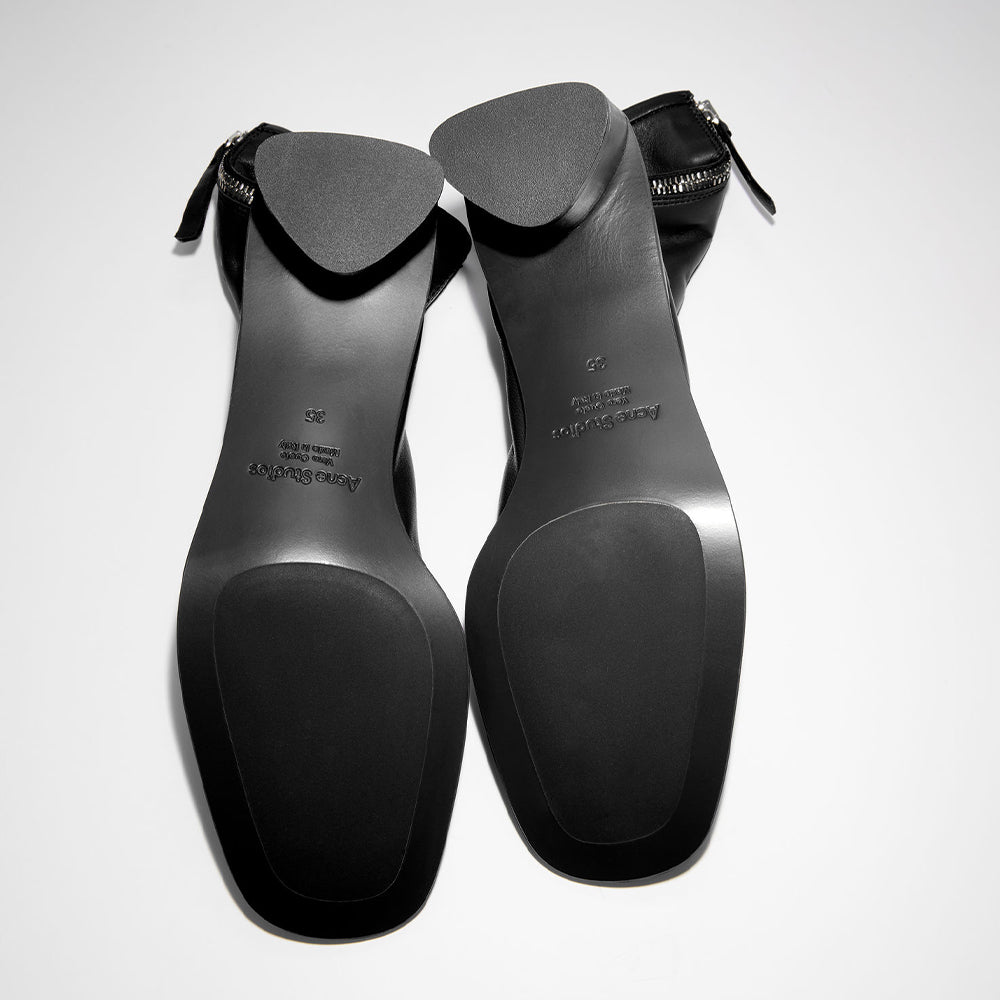 Acne Studios Leather Ankle Boots (FN-WN-SHOE000355)
