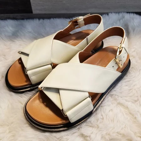 Marni Fussbett Leather Cross-Strap Sandals (FBMS005201 P3614)