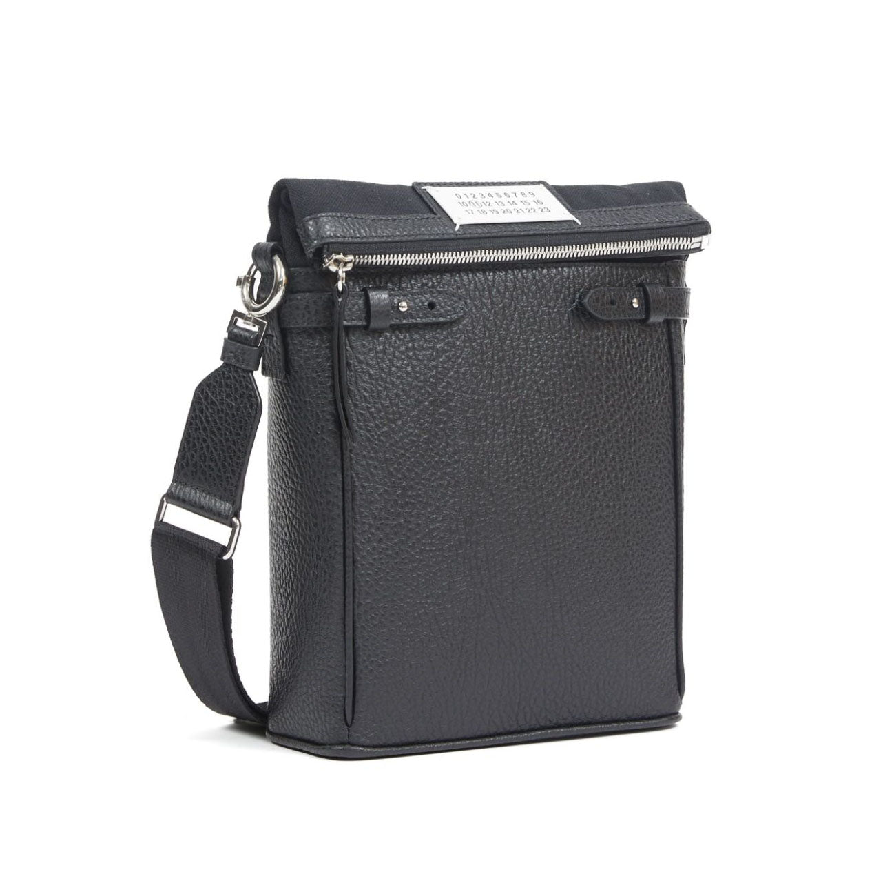 Maison Margiela Leather Card Holder (SBIWG0041P4348)