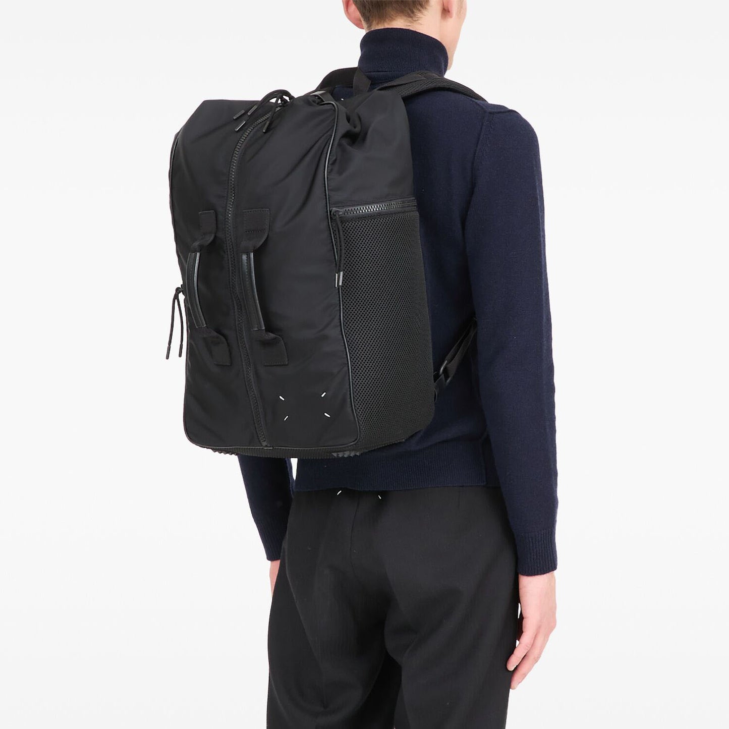 Maison Margiela High Tech Weekender Backpack (SB1WI0002 P6763)