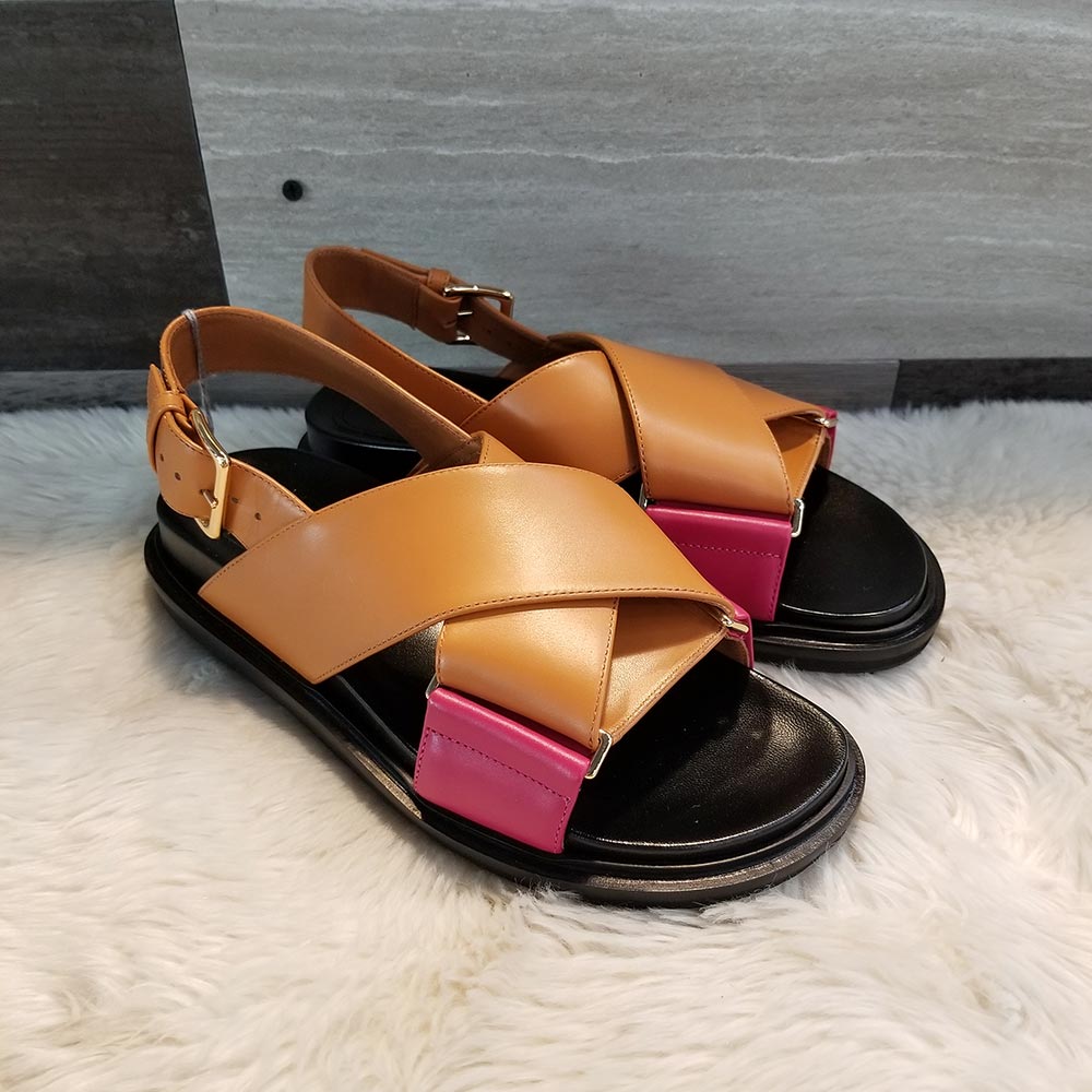 Marni Fussbett Leather Cross-Strap Sandals (FBMS005201 P3614)