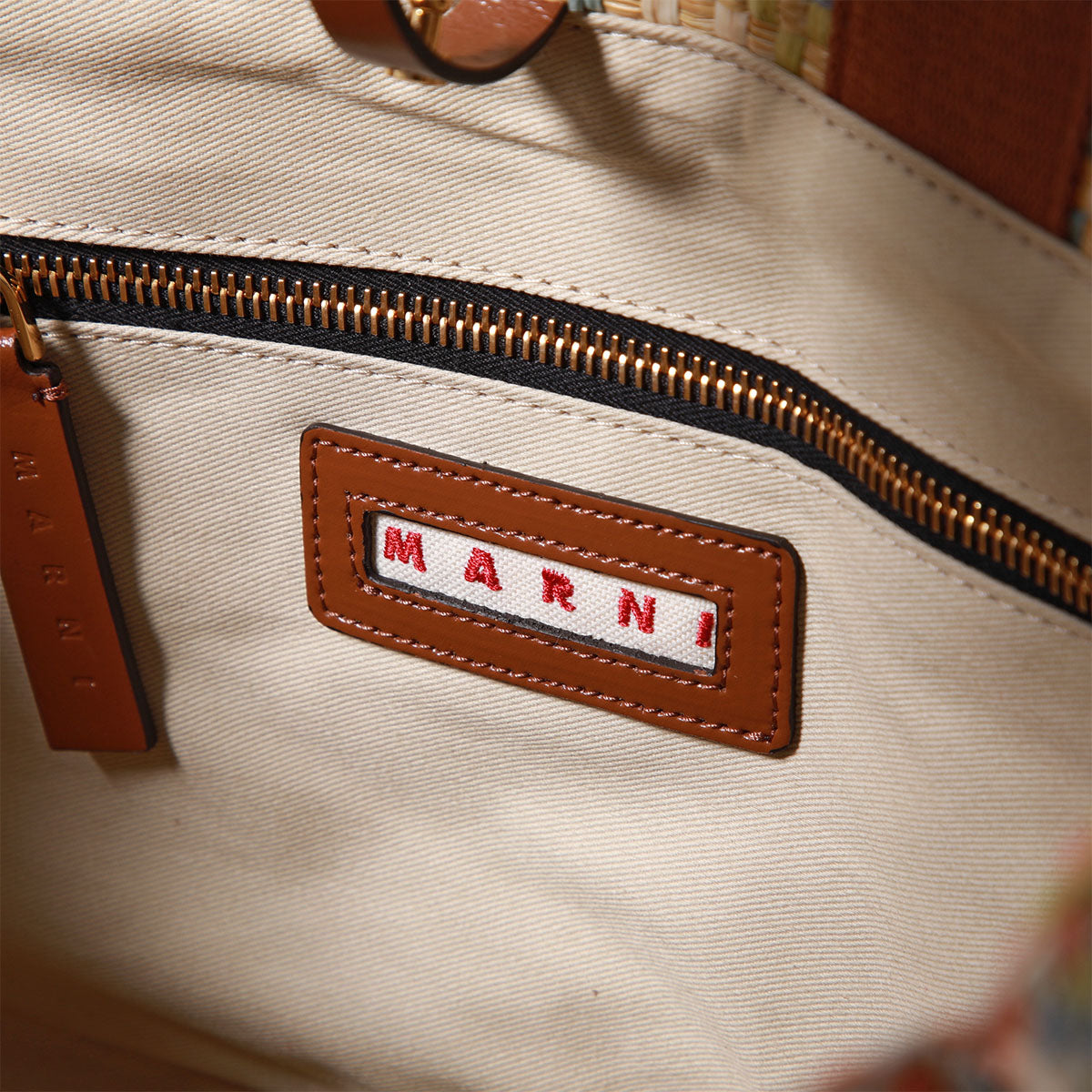 Marni Tote Bag (SHMP077U5P6744)