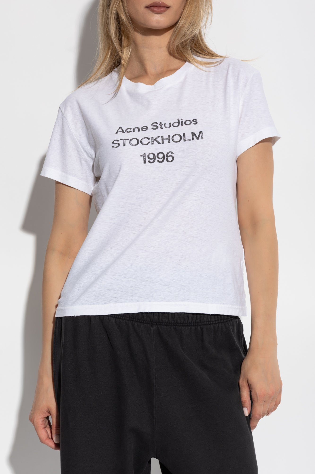 Acne Studios Logo T-Shirt (FN-UX-TSHI000180)