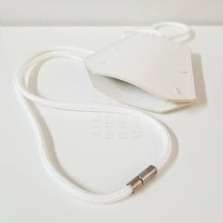 Maison Margiela Four Stitches Key Holder with Neck Strap (S55UA0025 P4303)