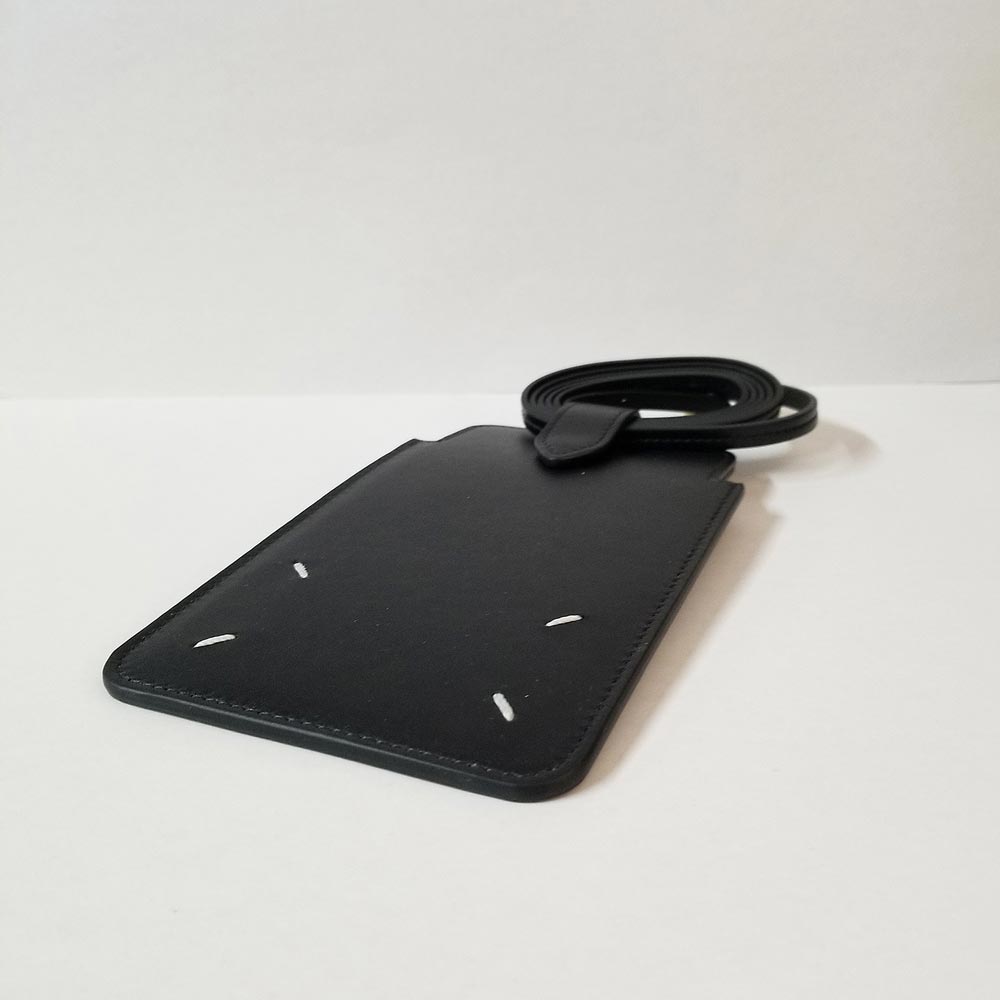 Maison Margiela Four Stitches Neck Phone Holder (S56UI0211 P4303)