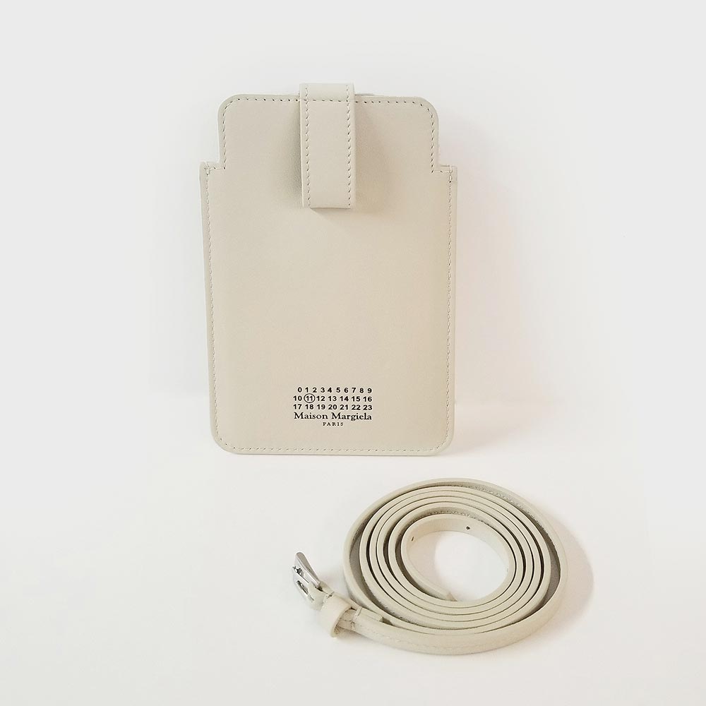Maison Margiela Four Stitches Neck Phone Holder (S56UI0211 P4303)