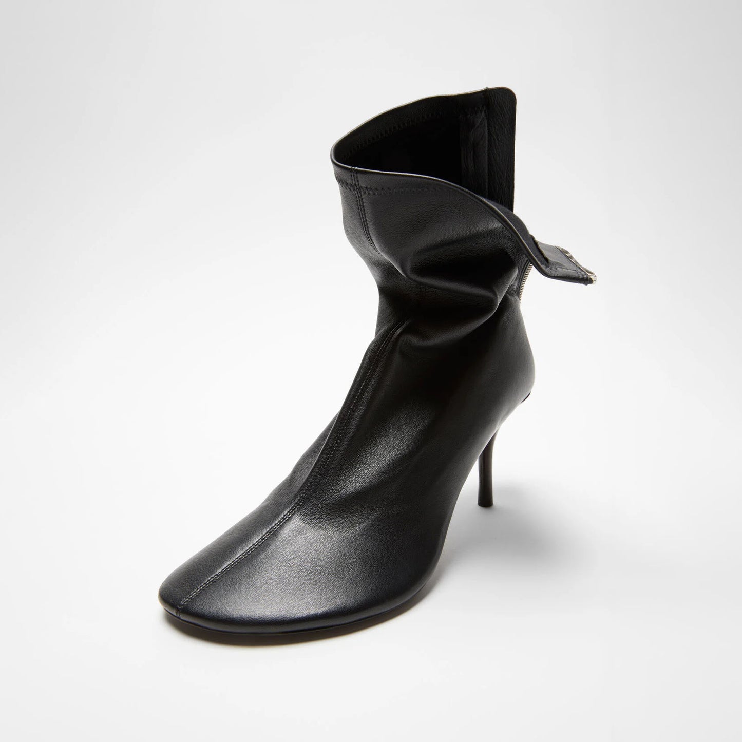 Acne Studios Leather Ankle Boot (AD0857)