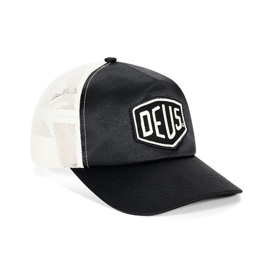 Fugazi Paris Shield Trucker Hat D261WHA846099800 (Black)