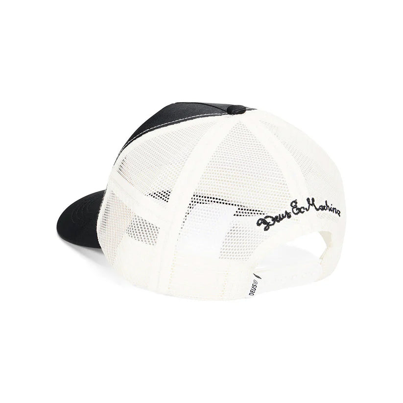 Fugazi Paris Shield Trucker Hat D261WHA846099800 (Black)