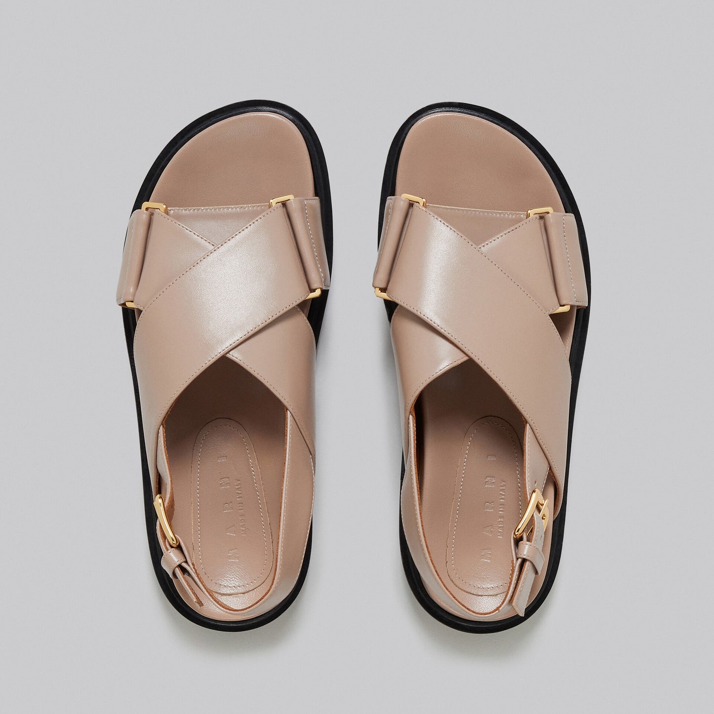 Marni Fussbett Leather Cross-Strap Sandals (FBMS005201 P3614)