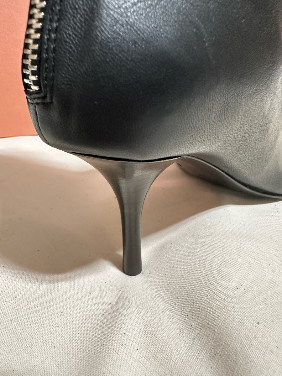 Acne Studios Leather Ankle Boot (AD0857)