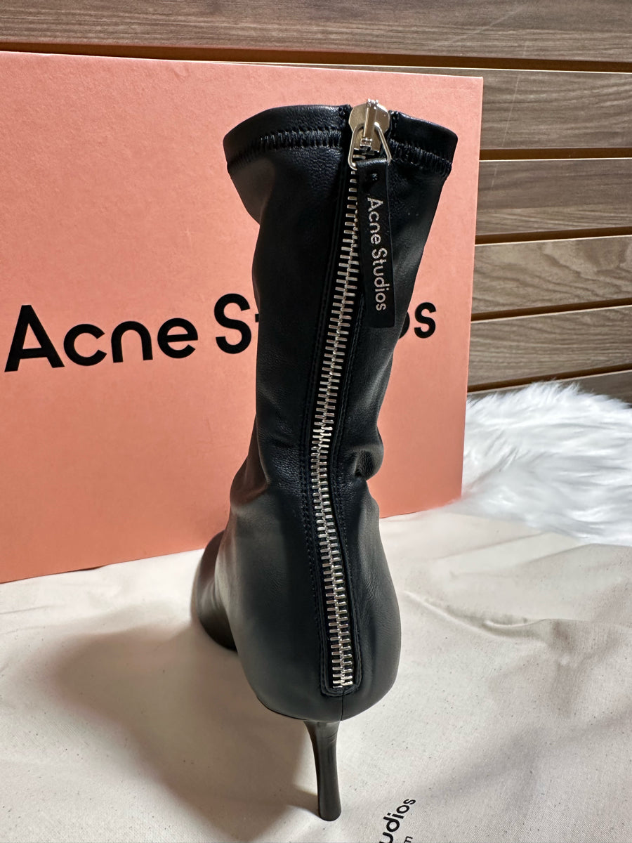 Acne Studios Leather Ankle Boot (AD0857)