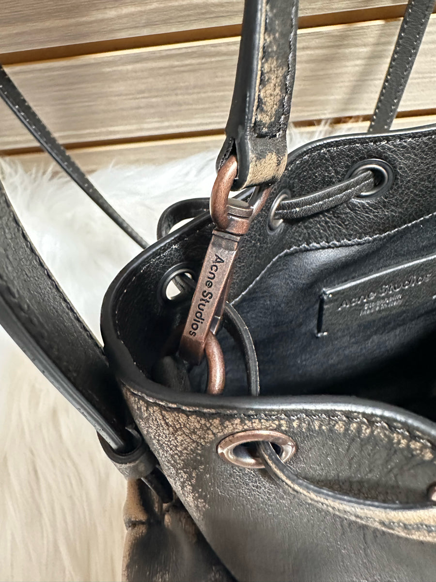 Acne Studios Vintage Multi Pocket Mini Bucket Bag (A10466)