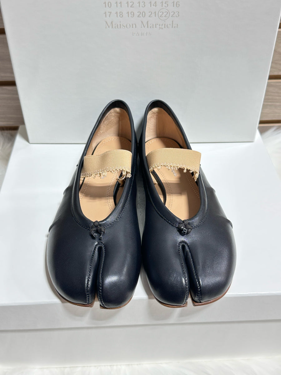 Maison Margiela Tabi Elastic Band Ballet Shoes (S39WZ0104 P6853)