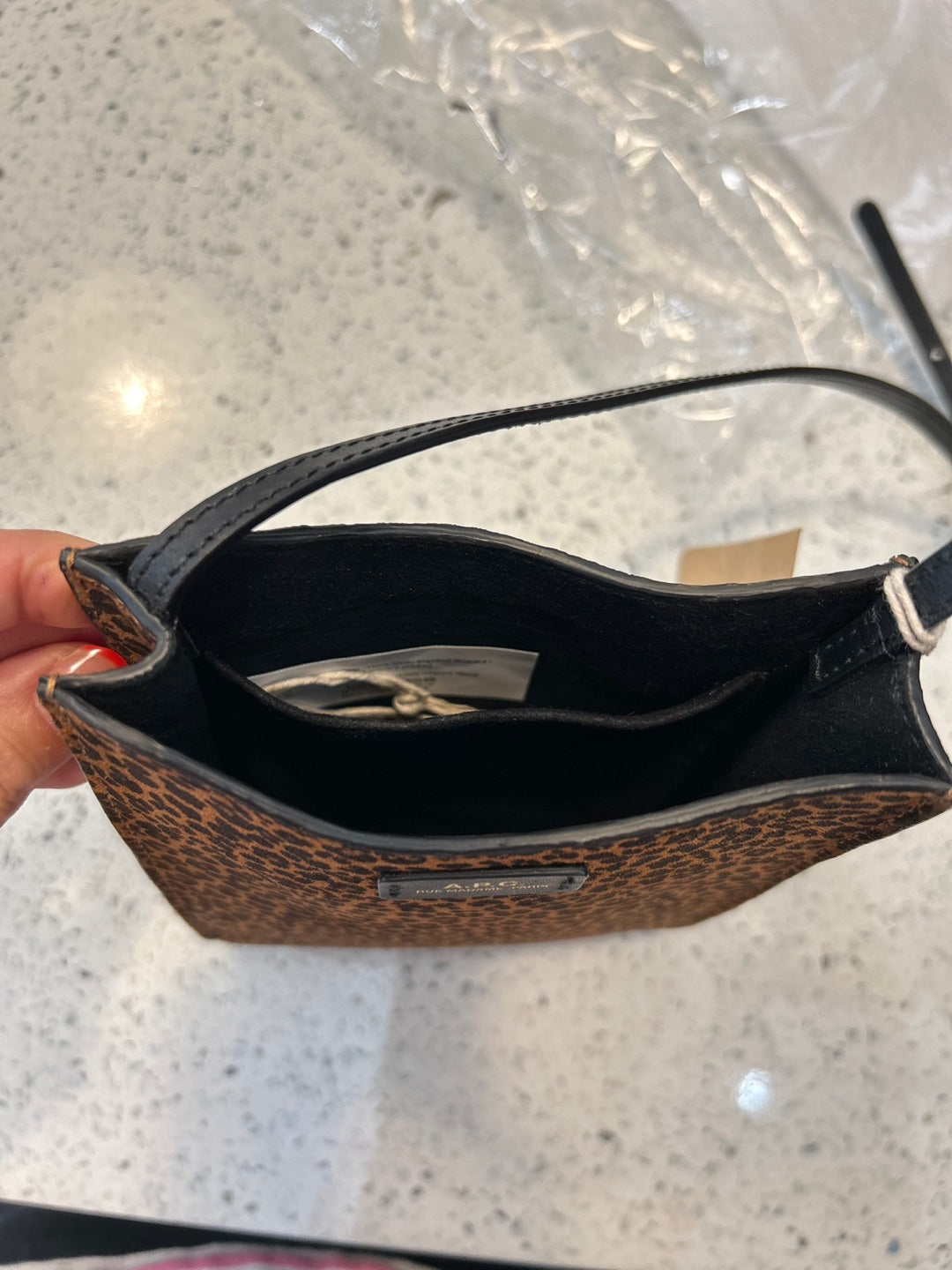A.P.C. Jamie Neck Pouch (PXBQM-F63412)