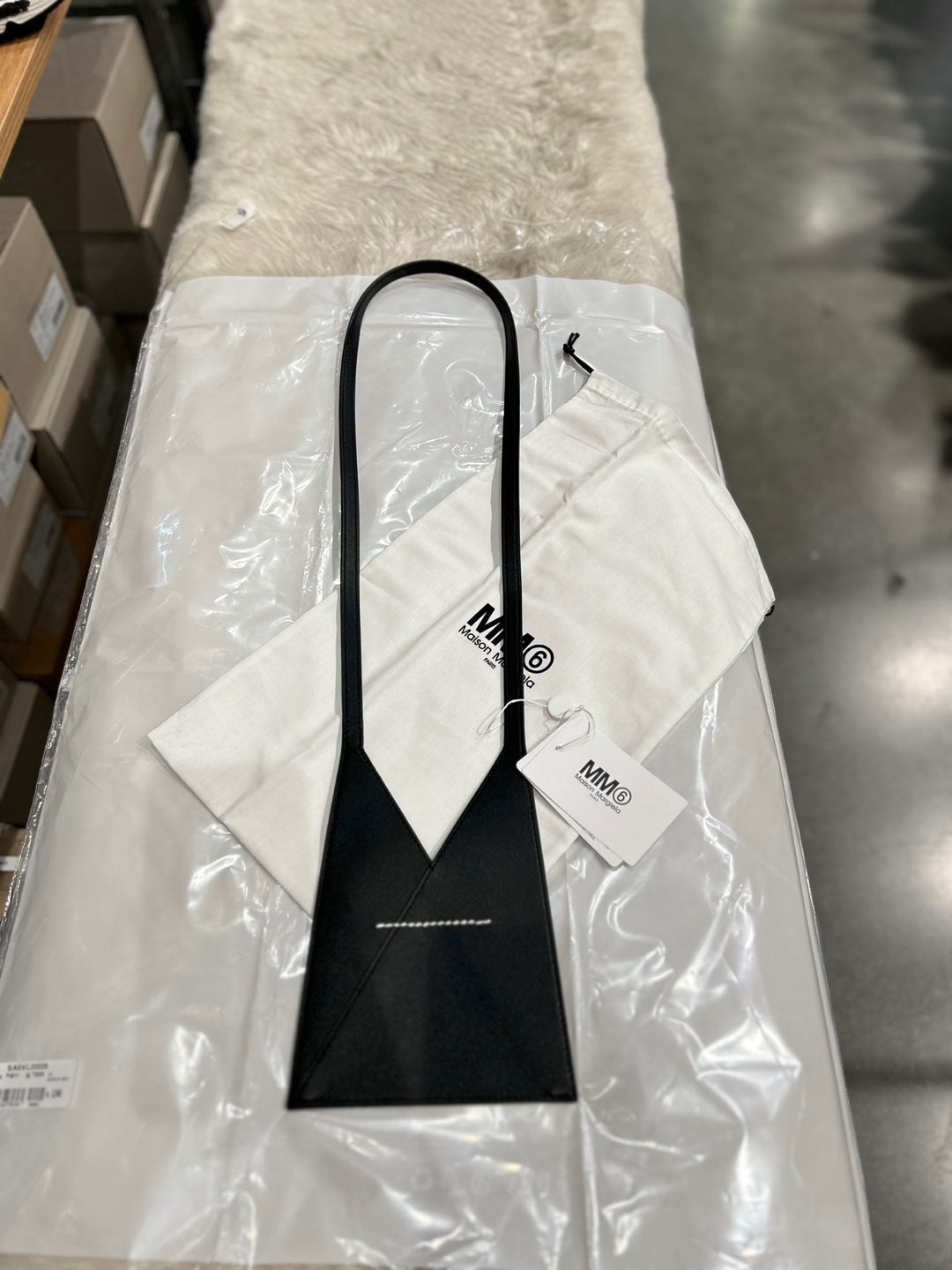 Maison Margiela Japanese Accordion Phone Crossbody (SA5VL0005 P4811)