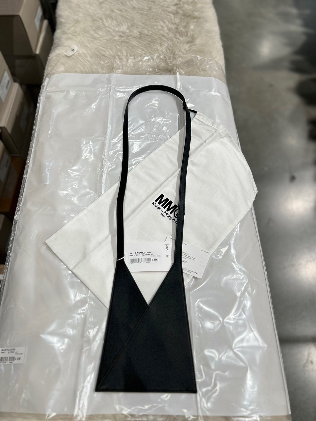 Maison Margiela Japanese Accordion Phone Crossbody (SA5VL0005 P4811)