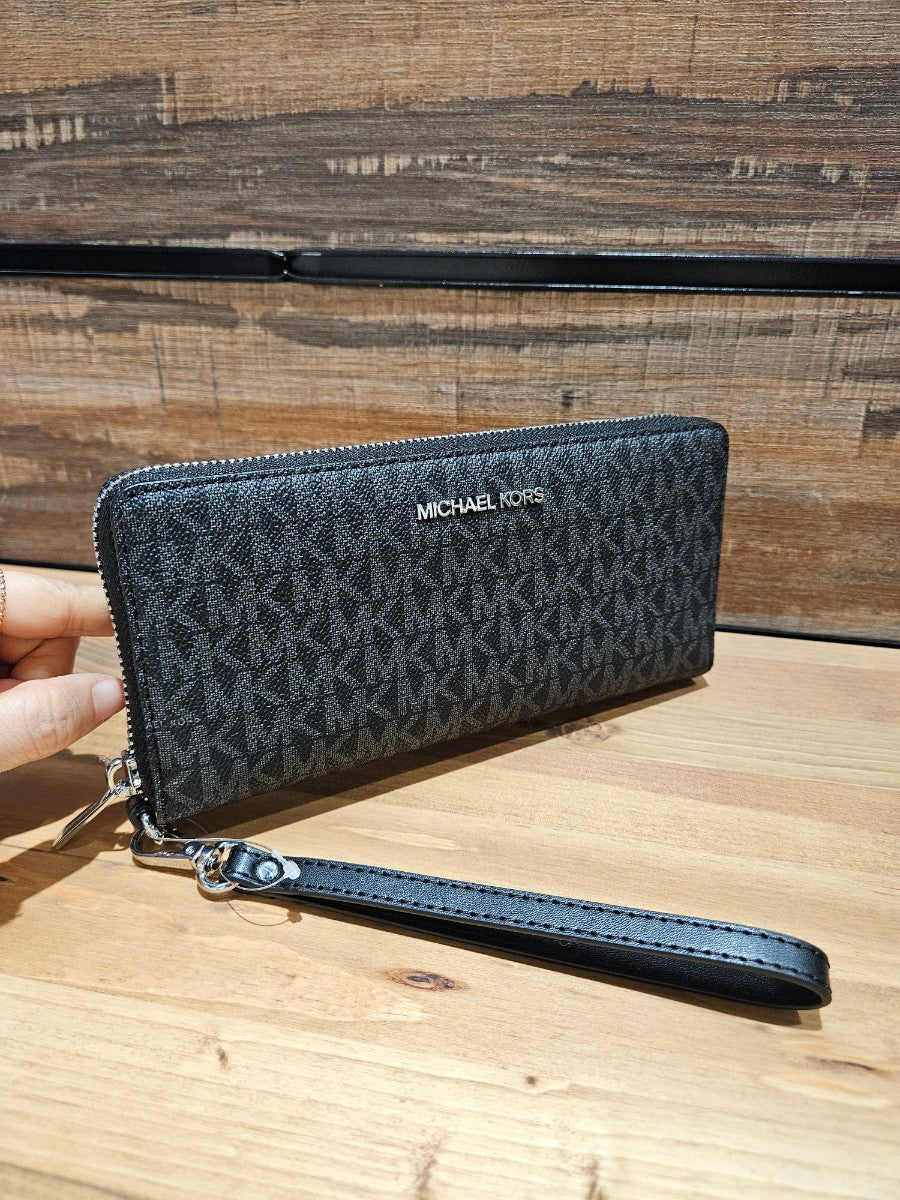 Michael Kors Jet Set Travel Logo LG Continental Wallet (35F8GTVT3B)