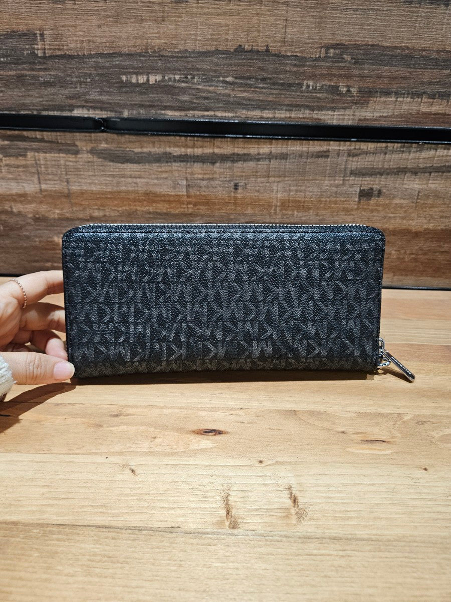 Michael Kors Jet Set Travel Logo LG Continental Wallet (35F8GTVT3B)