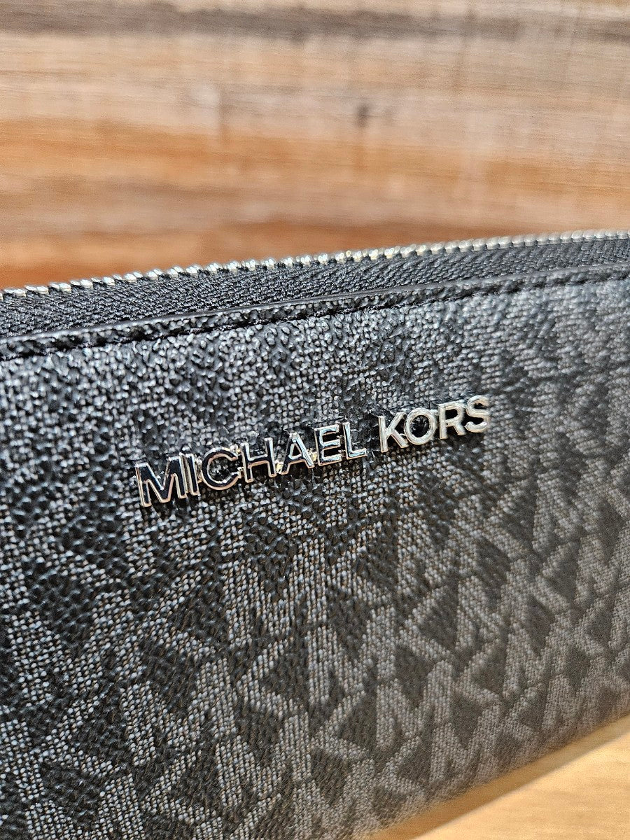 Michael Kors Jet Set Travel Logo LG Continental Wallet (35F8GTVT3B)