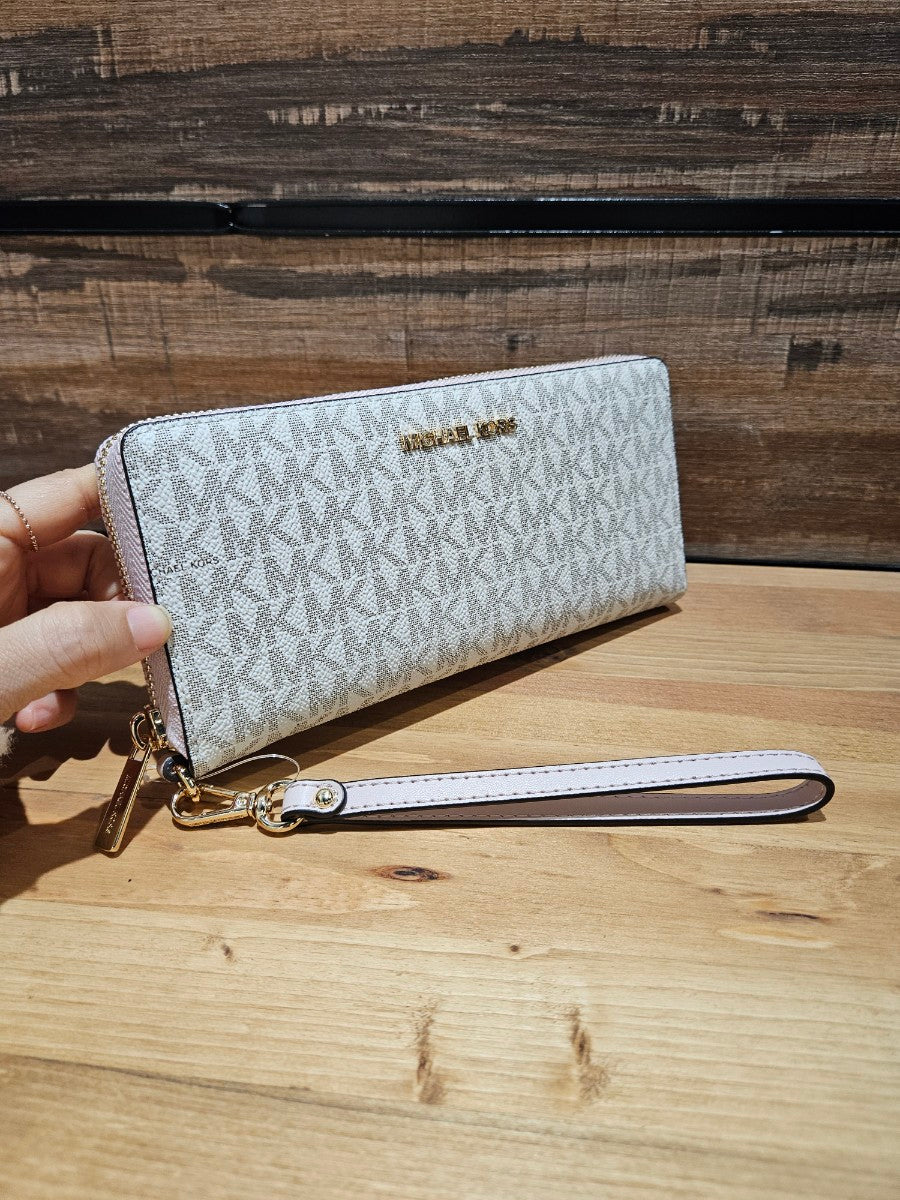 Michael Kors Jet Set Travel Logo LG Continental Wallet (35F8GTVT3B)